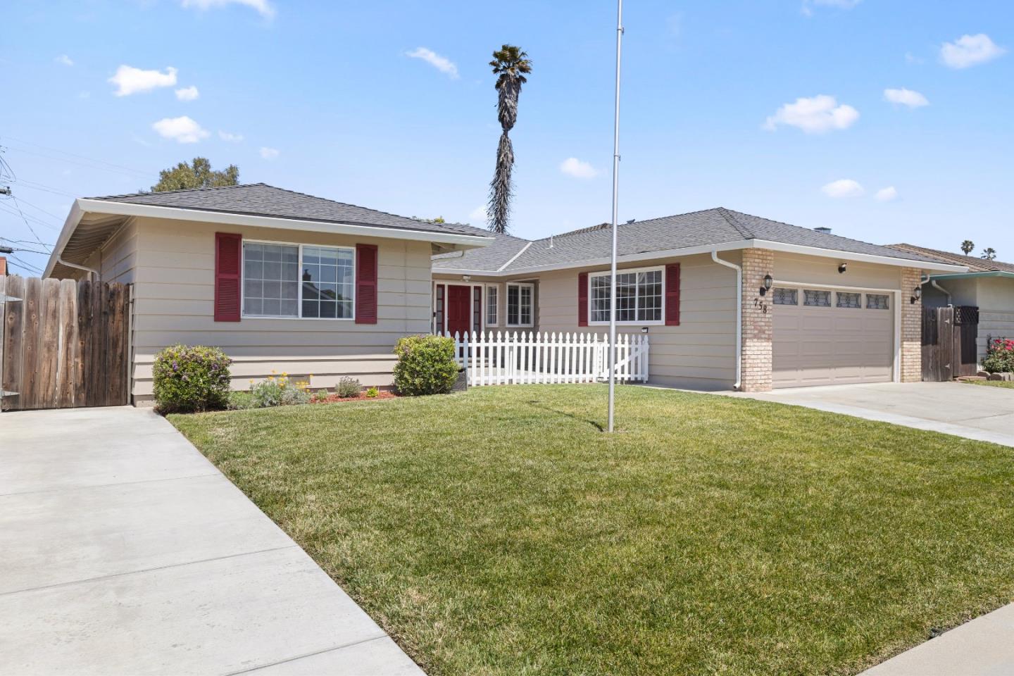 Detail Gallery Image 1 of 1 For 758 Ambrose Dr, Salinas,  CA 93901 - 5 Beds | 2/1 Baths