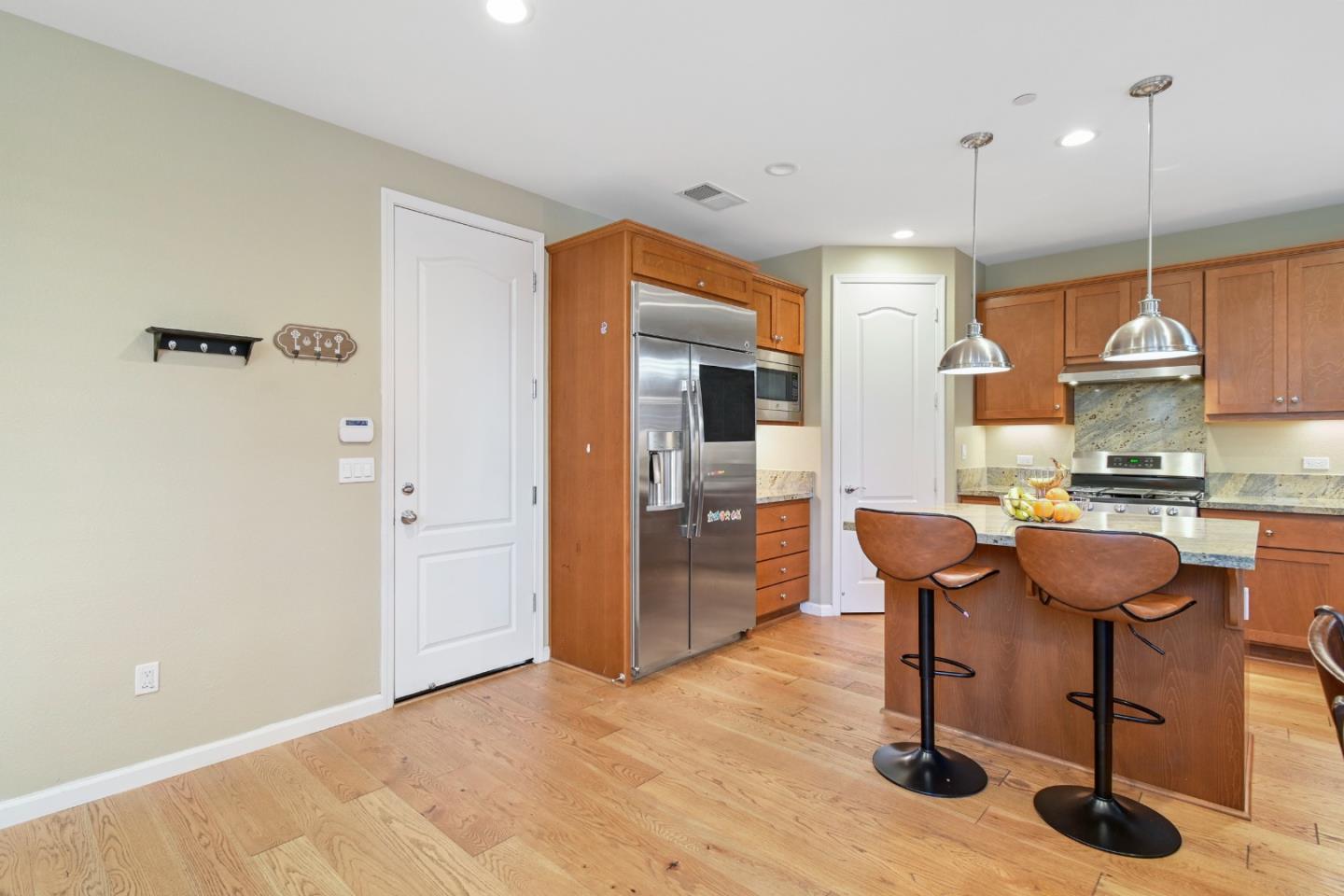 Detail Gallery Image 18 of 45 For 2082 Rovello Loop, Livermore,  CA 94550 - 3 Beds | 2/1 Baths