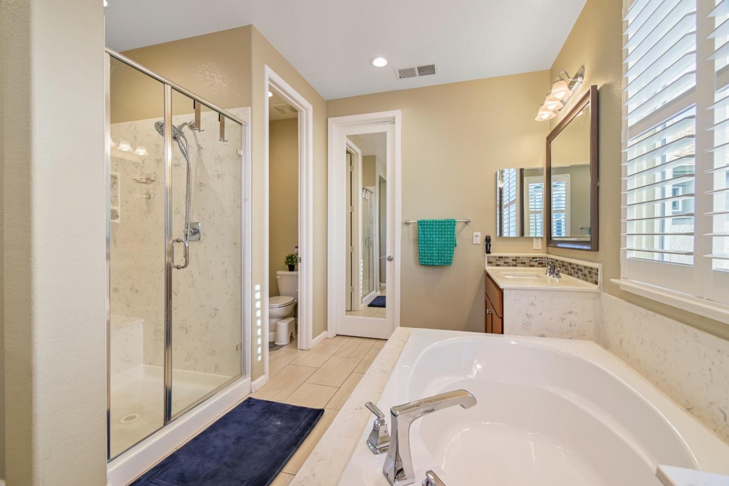 Detail Gallery Image 25 of 45 For 2082 Rovello Loop, Livermore,  CA 94550 - 3 Beds | 2/1 Baths