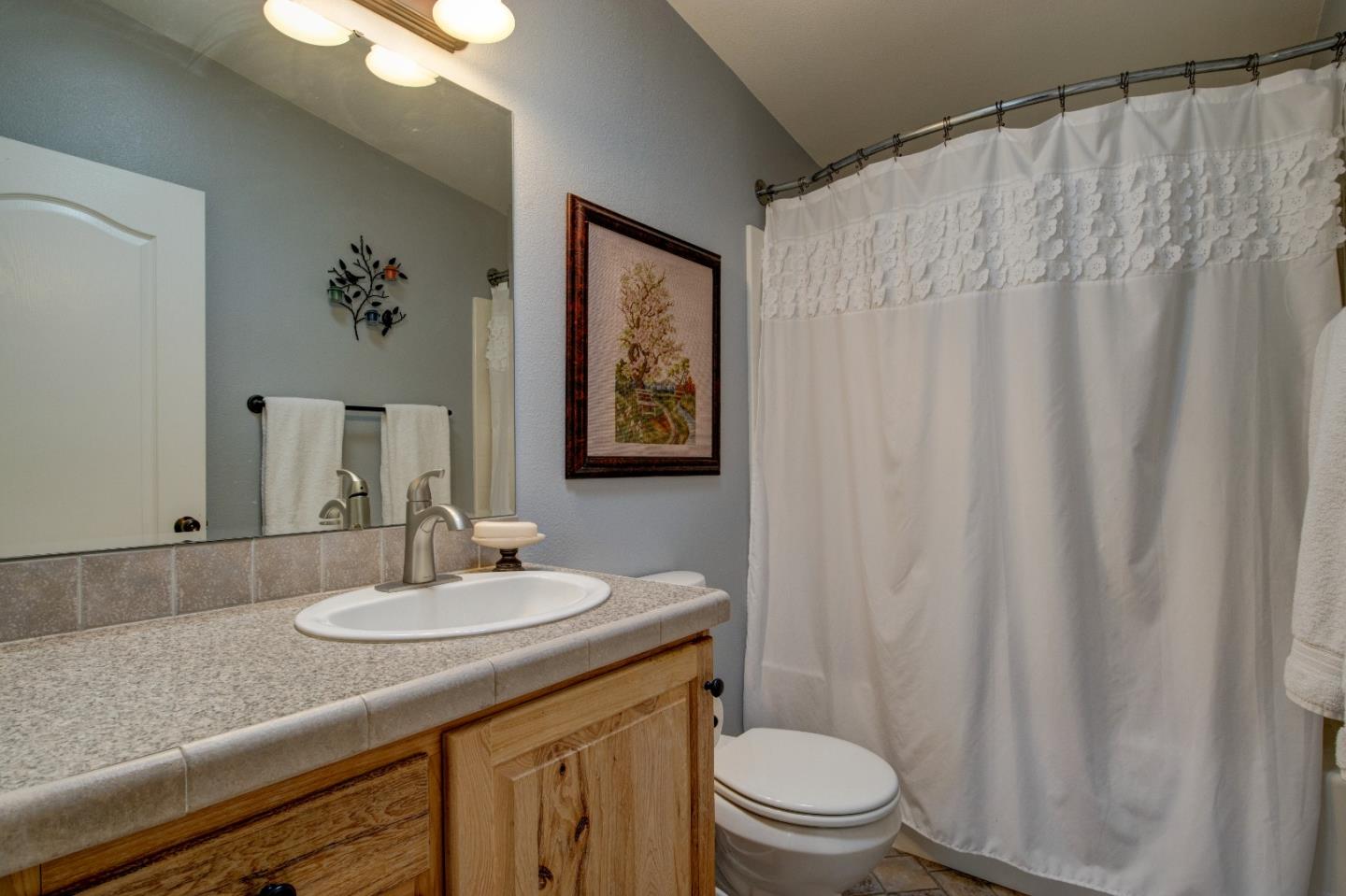 Detail Gallery Image 18 of 35 For 46400 San Antonio Valley, San Jose,  CA 95140 - 3 Beds | 2 Baths