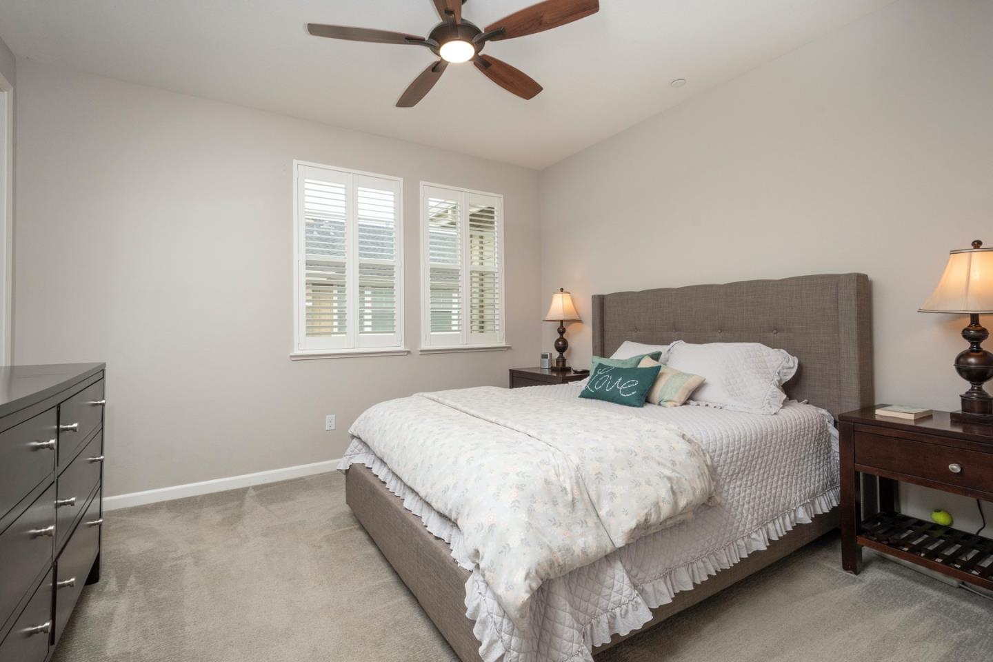 Detail Gallery Image 16 of 32 For 644 Turnbuckle Dr #2001,  Redwood City,  CA 94063 - 2 Beds | 2/1 Baths