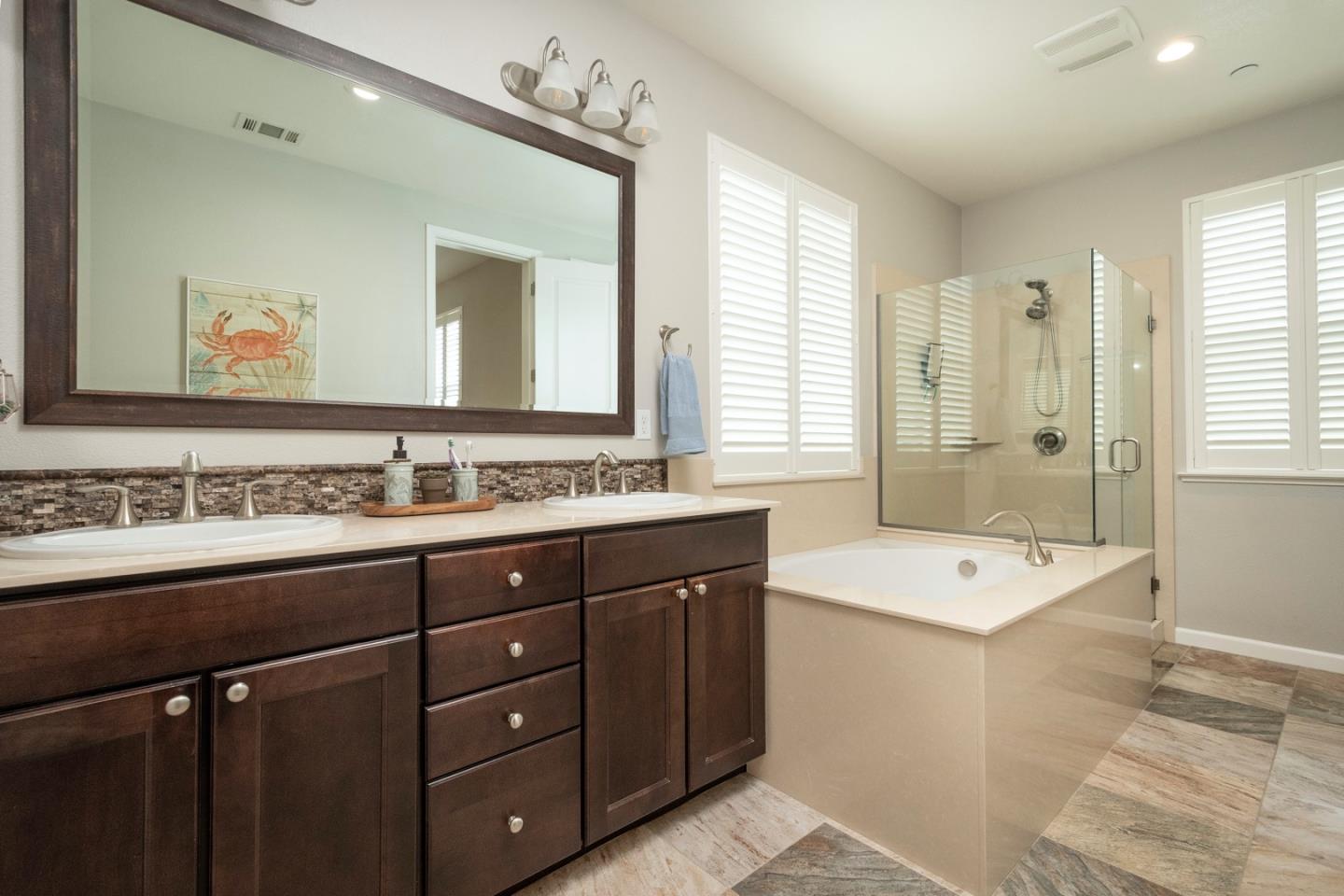 Detail Gallery Image 18 of 32 For 644 Turnbuckle Dr #2001,  Redwood City,  CA 94063 - 2 Beds | 2/1 Baths