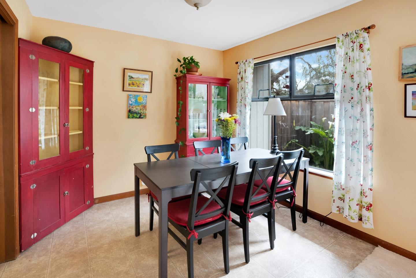 Detail Gallery Image 1 of 1 For 2708 Hampton Ln, Santa Cruz,  CA 95065 - 2 Beds | 2/1 Baths