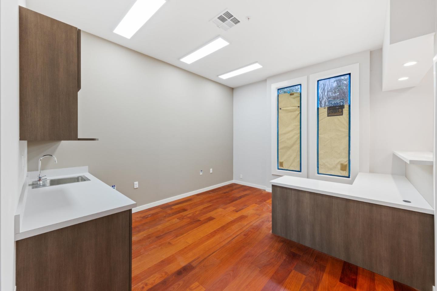 Detail Gallery Image 1 of 12 For 420 Peninsula Ave #2,  San Mateo,  CA 94401 - – Beds | – Baths