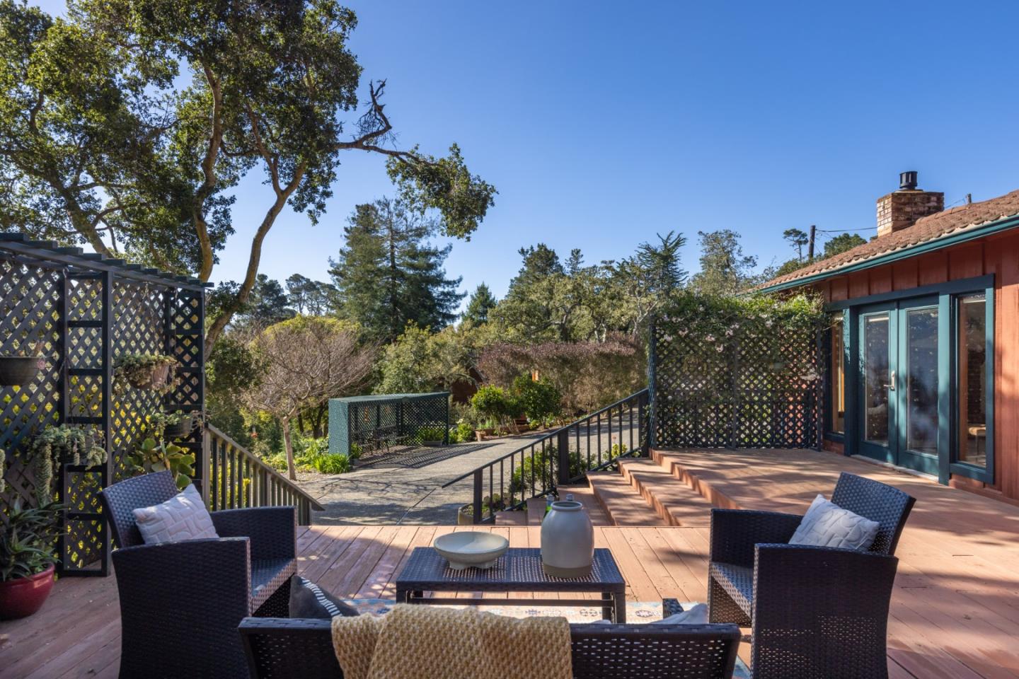 Detail Gallery Image 3 of 25 For 3139 8th Ave, Carmel,  CA 93923 - 3 Beds | 2/1 Baths