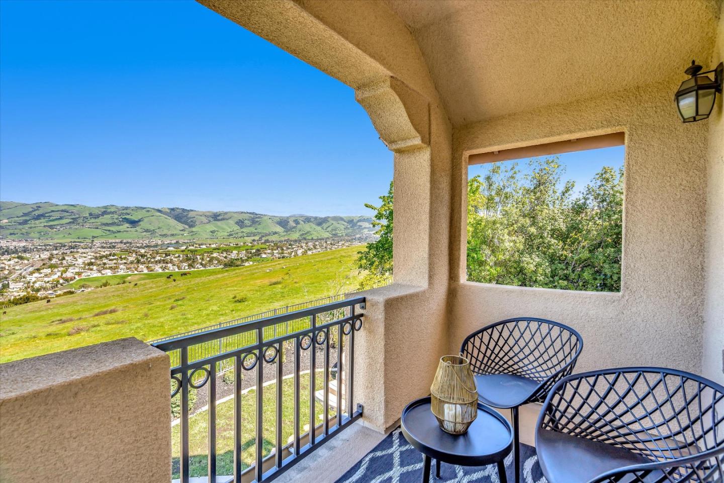 Detail Gallery Image 53 of 74 For 4642 Hill Top View Ln, San Jose,  CA 95138 - 5 Beds | 4/1 Baths