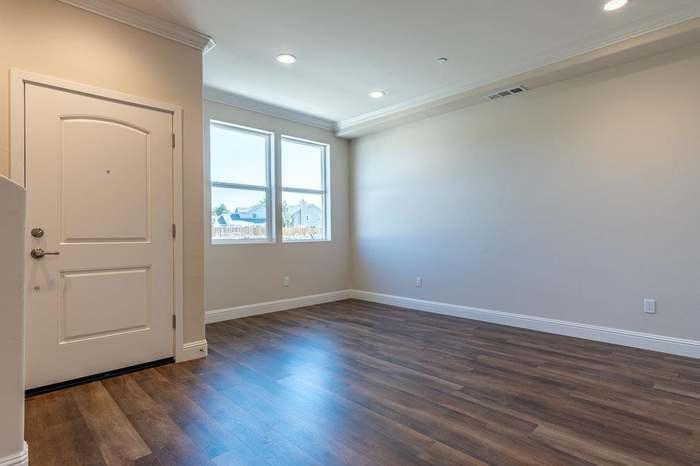 125 Bundeson Dr, Hollister, CA 95023 photo 25