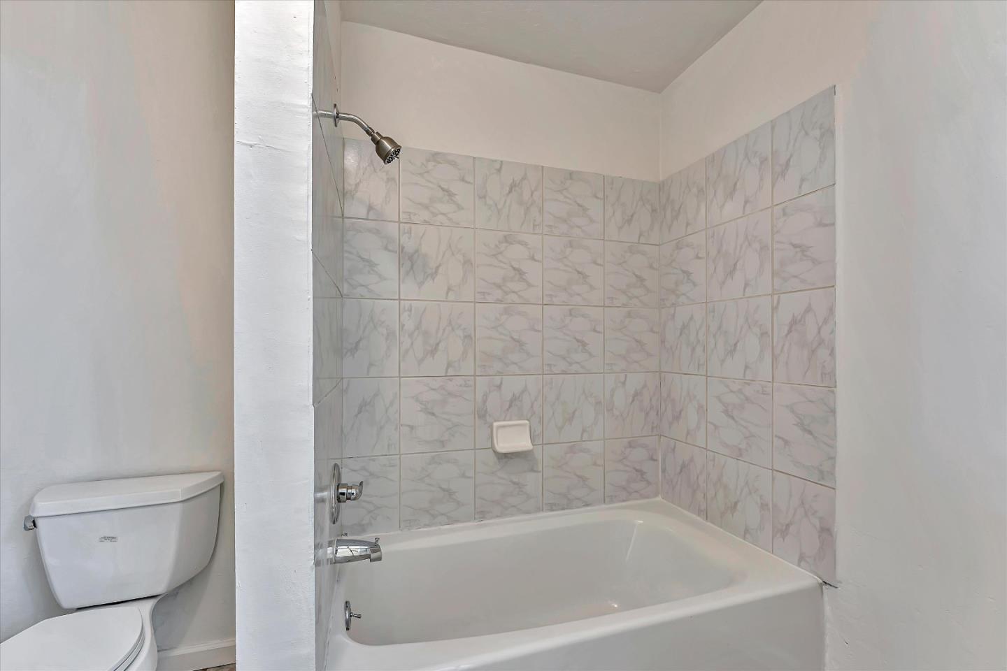 Detail Gallery Image 14 of 41 For 455 Crescent St #312,  Oakland,  CA 94610 - 1 Beds | 1 Baths