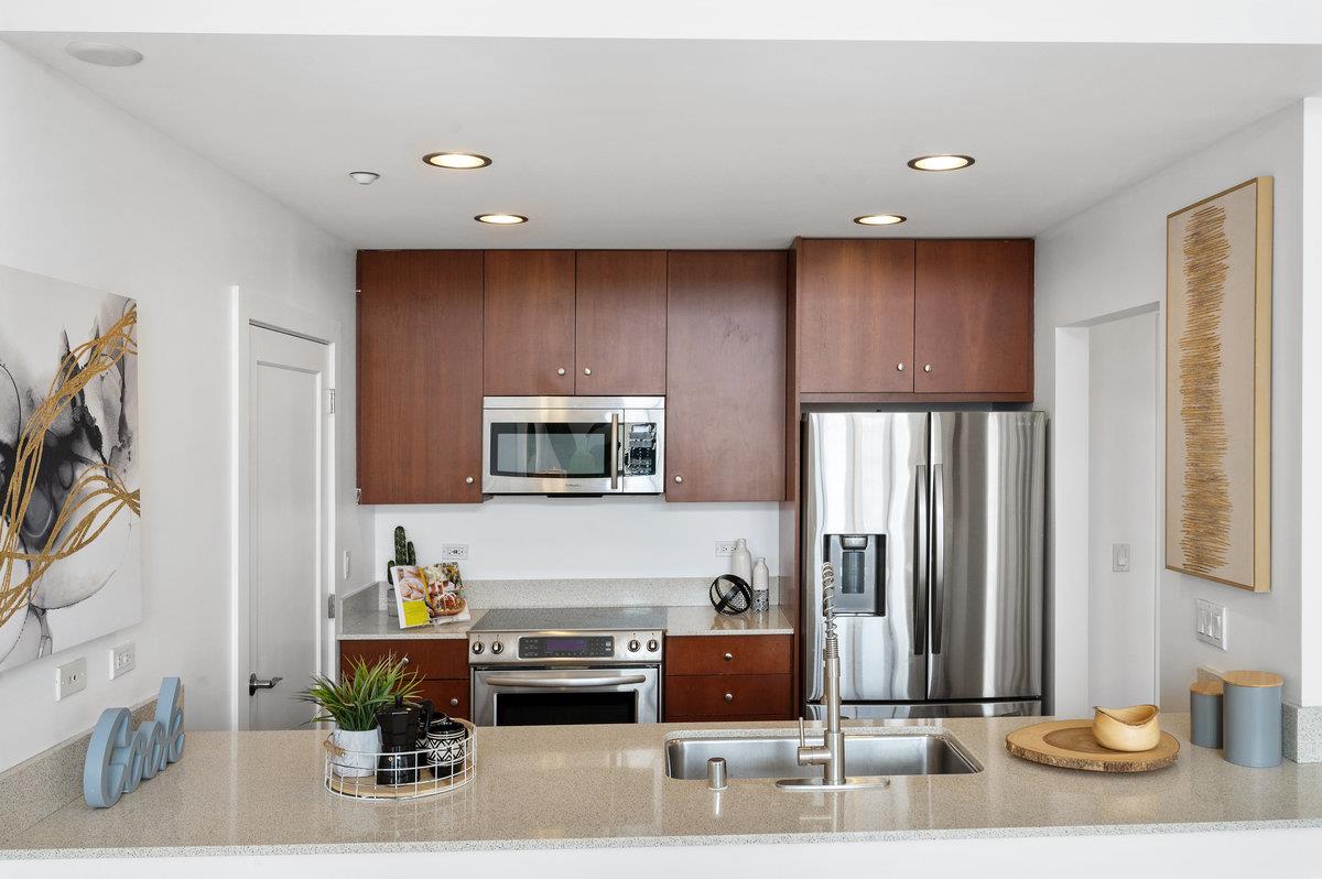 Detail Gallery Image 15 of 28 For 585 9th St #635,  Oakland,  CA 94607 - 2 Beds | 2 Baths