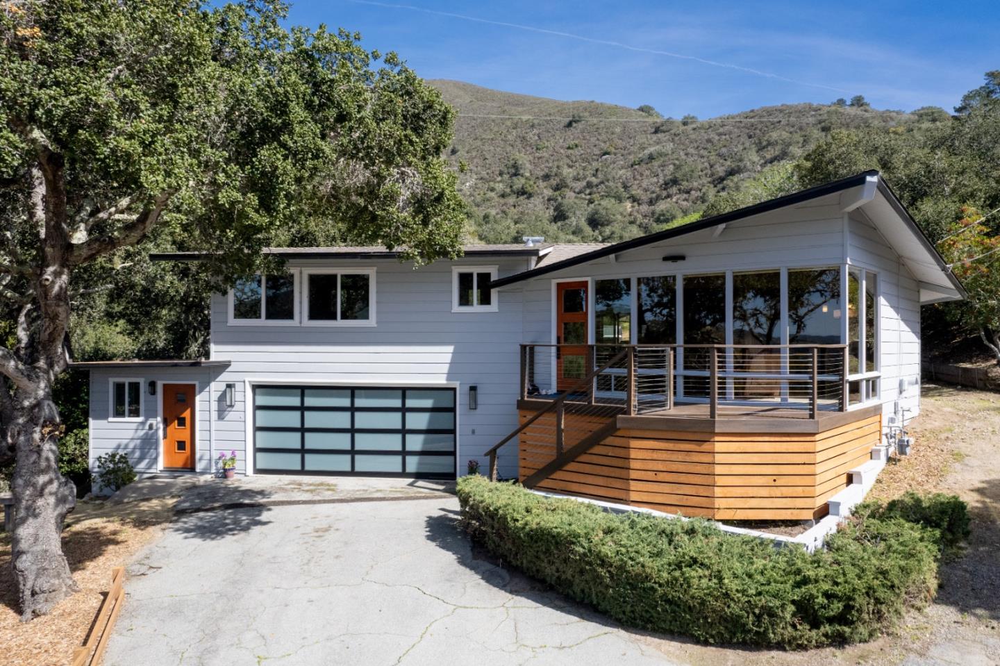 Detail Gallery Image 1 of 28 For 11 De Amaral Rd, Carmel Valley,  CA 93924 - 3 Beds | 2 Baths