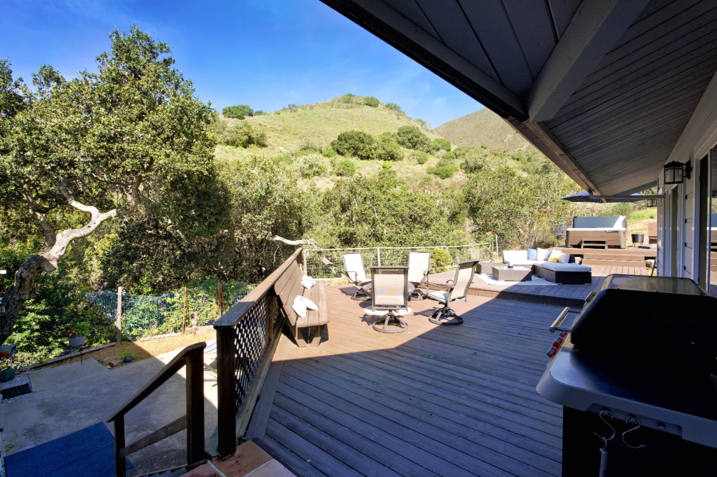 Detail Gallery Image 26 of 28 For 11 De Amaral Rd, Carmel Valley,  CA 93924 - 3 Beds | 2 Baths