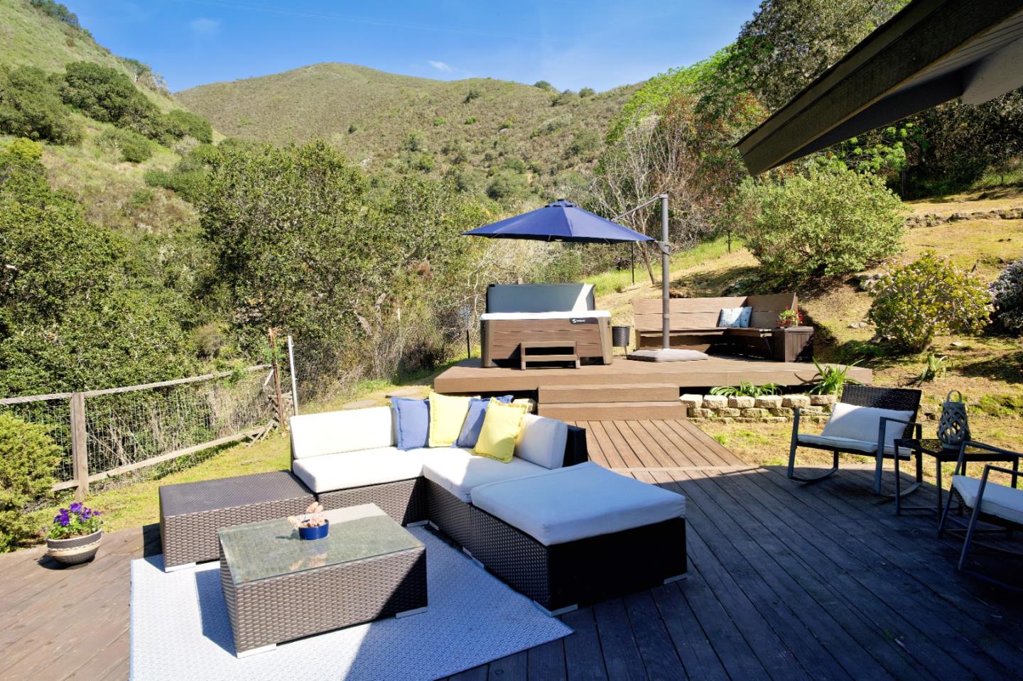 Detail Gallery Image 3 of 28 For 11 De Amaral Rd, Carmel Valley,  CA 93924 - 3 Beds | 2 Baths