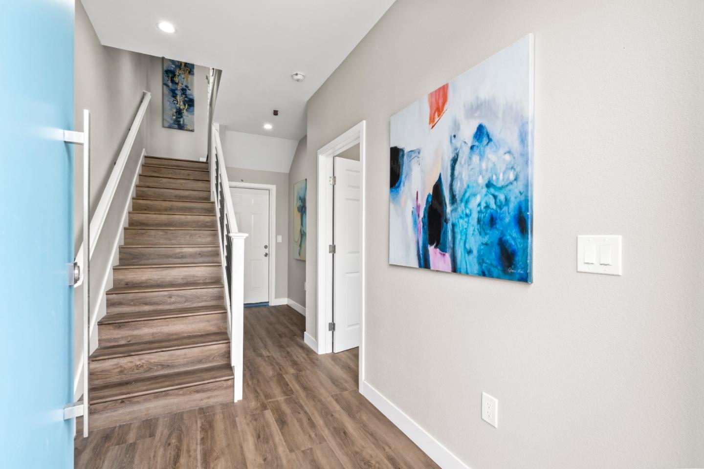 Detail Gallery Image 28 of 38 For 645 Baden Ave #D,  South San Francisco,  CA 94080 - 4 Beds | 3/1 Baths