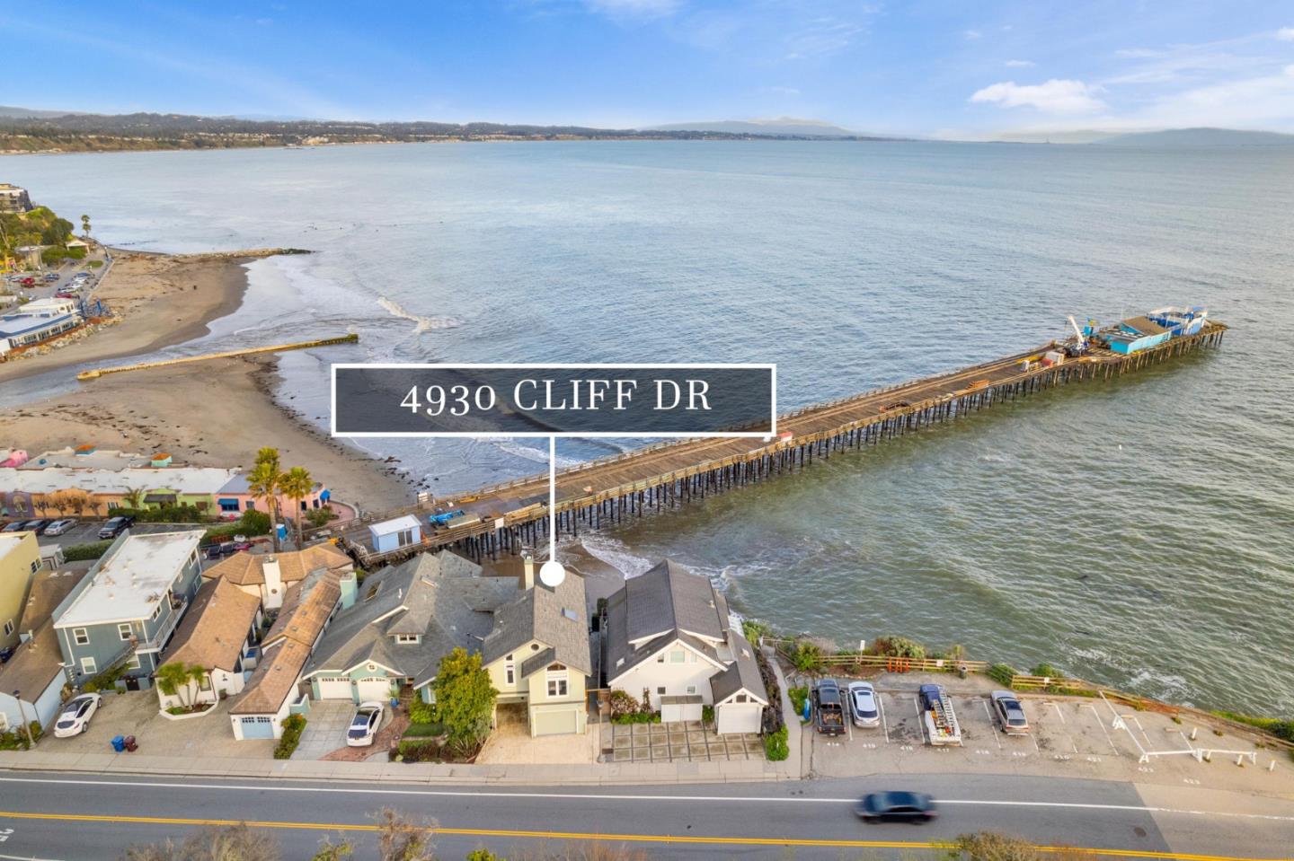 Detail Gallery Image 10 of 63 For 4930 Cliff Dr, Capitola,  CA 95010 - 2 Beds | 2 Baths