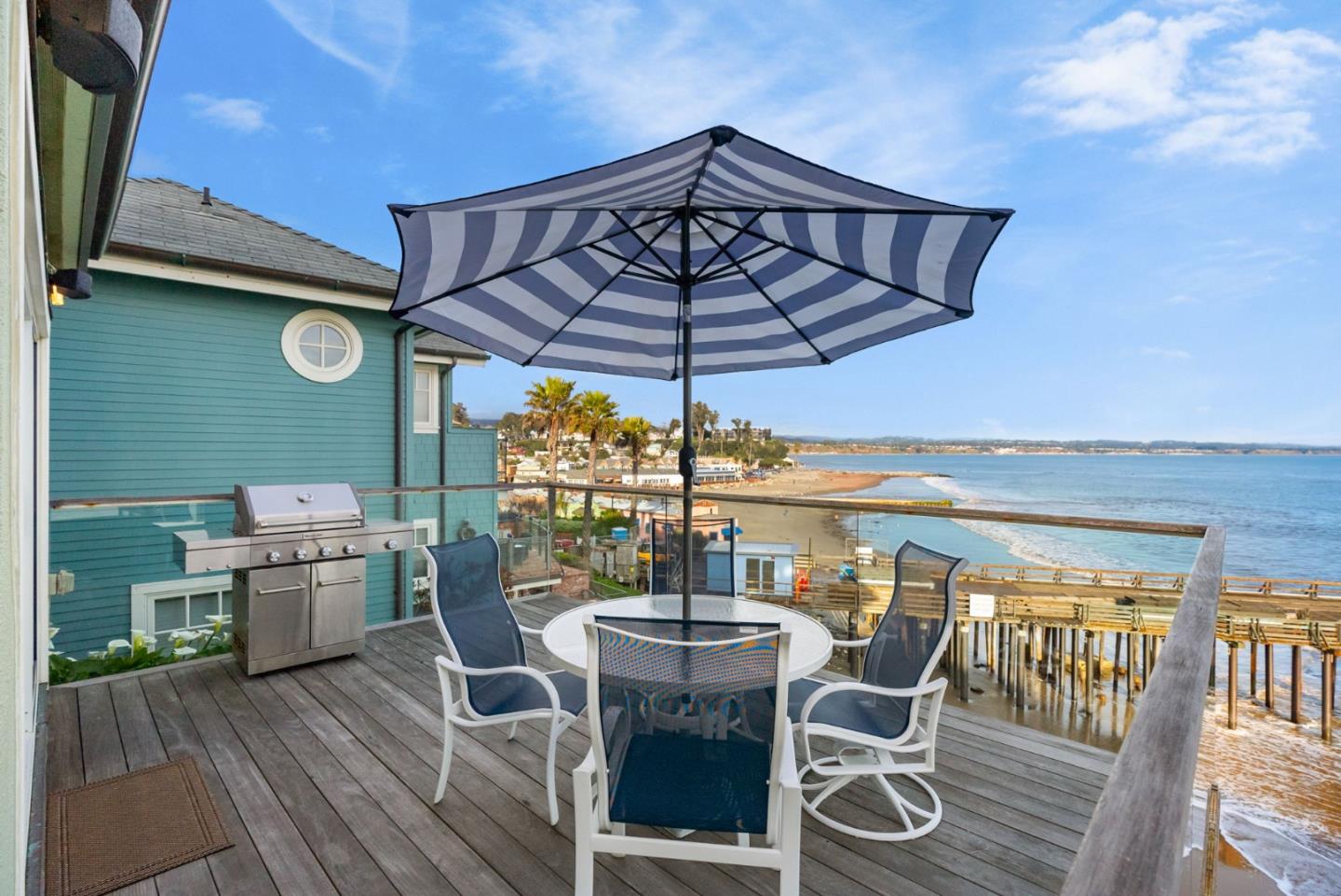 Detail Gallery Image 25 of 63 For 4930 Cliff Dr, Capitola,  CA 95010 - 2 Beds | 2 Baths