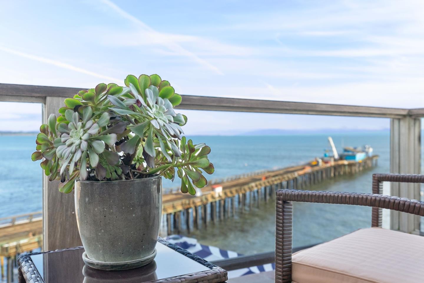 Detail Gallery Image 35 of 63 For 4930 Cliff Dr, Capitola,  CA 95010 - 2 Beds | 2 Baths