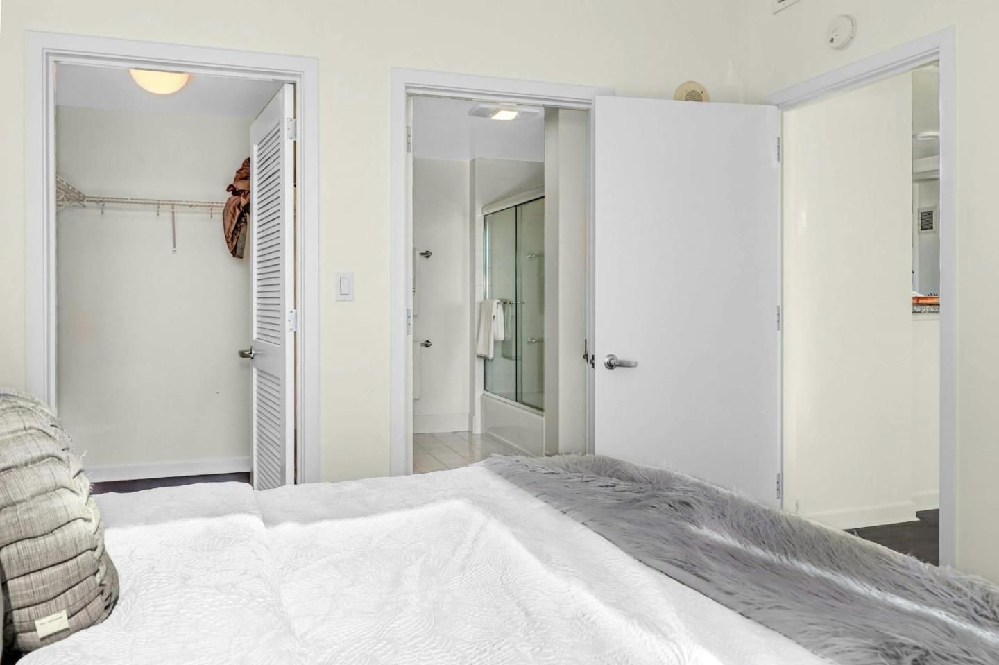 Detail Gallery Image 12 of 42 For 260 King St #857,  San Francisco,  CA 94107 - 1 Beds | 1/1 Baths
