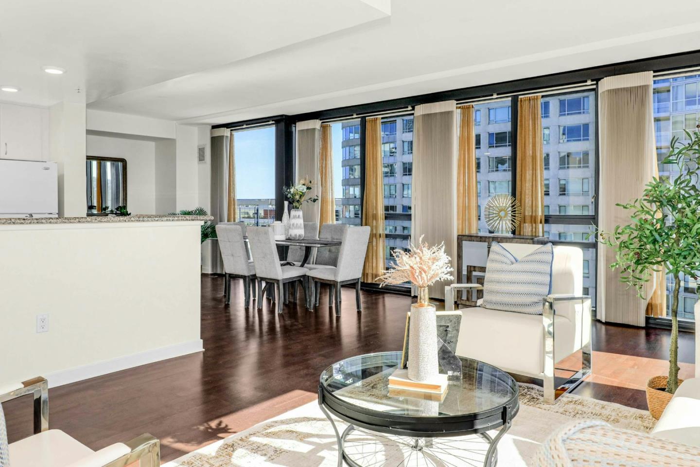 Detail Gallery Image 3 of 42 For 260 King St #857,  San Francisco,  CA 94107 - 1 Beds | 1/1 Baths