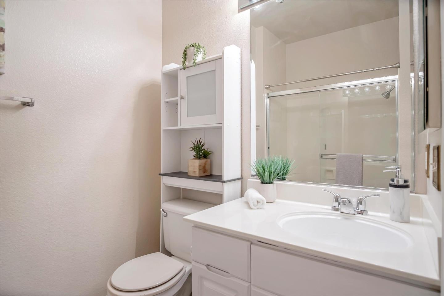 Detail Gallery Image 17 of 27 For 1420 Thrush Ave #52,  San Leandro,  CA 94578 - 2 Beds | 2 Baths