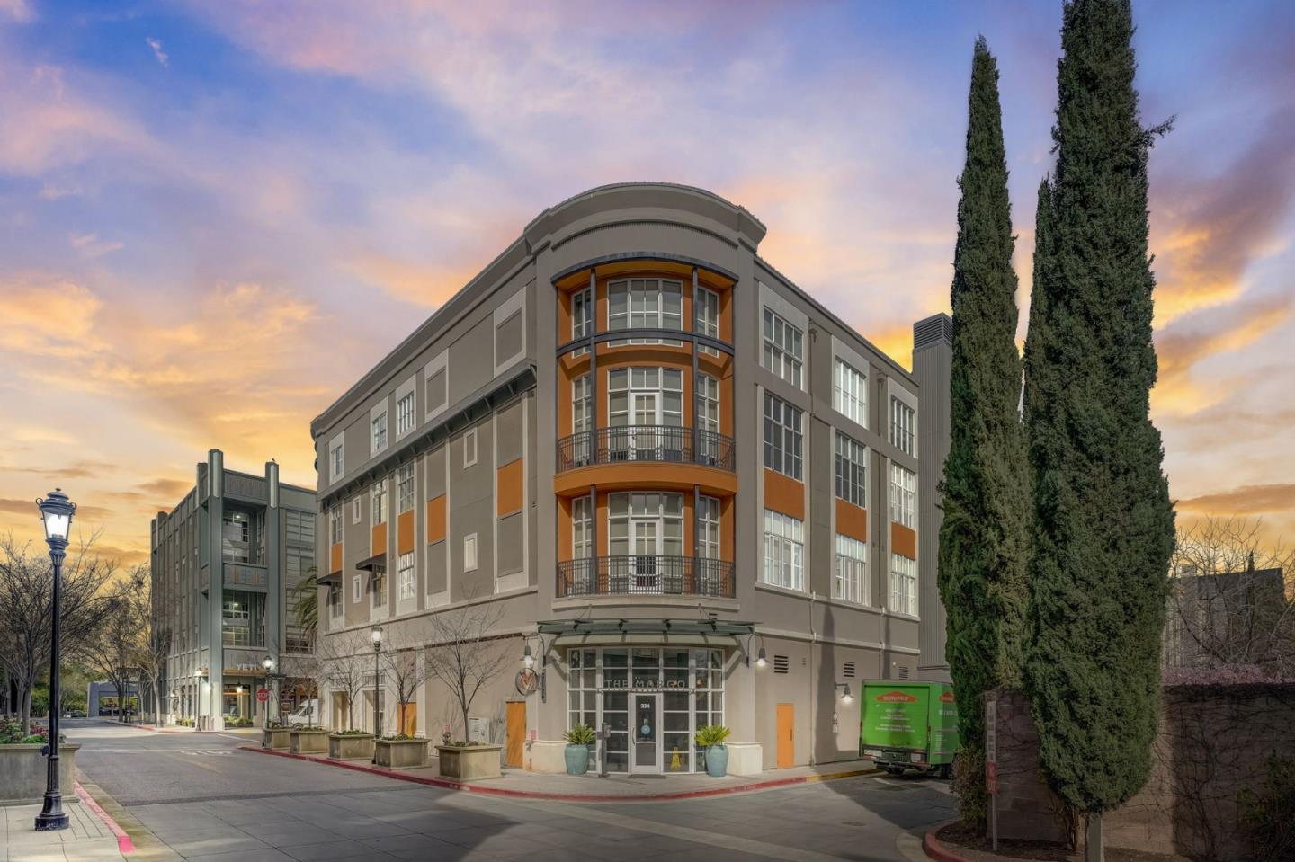 More Details about MLS # ML81956483 : 334 SANTANA ROW 328