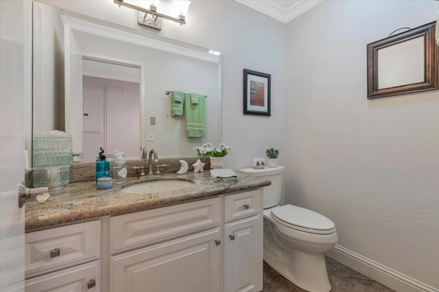 Detail Gallery Image 41 of 56 For 620 Donald Dr, Hollister,  CA 95023 - 2 Beds | 2/1 Baths