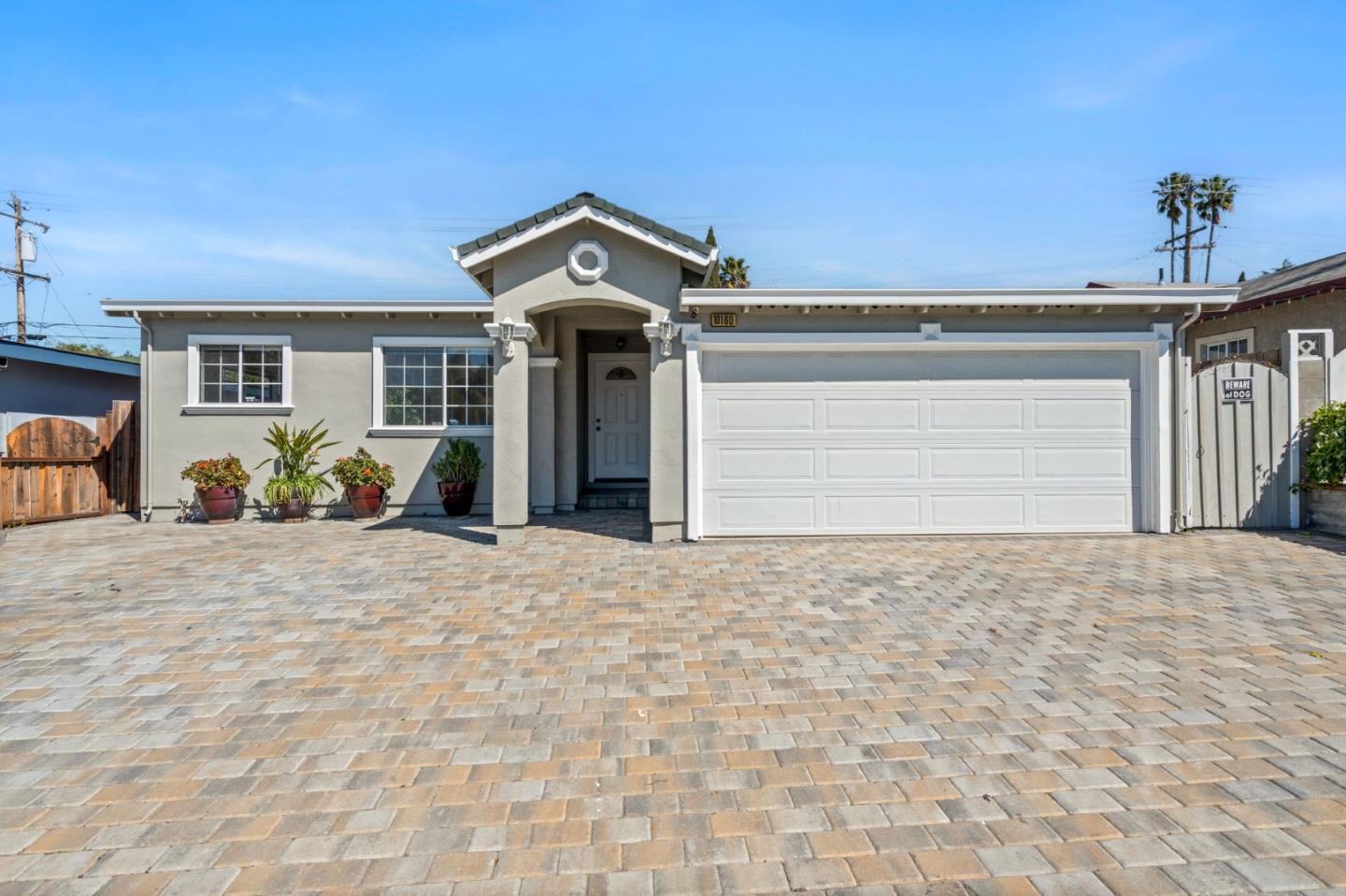 Photo of 10160 Meadow Ln in San Jose, CA