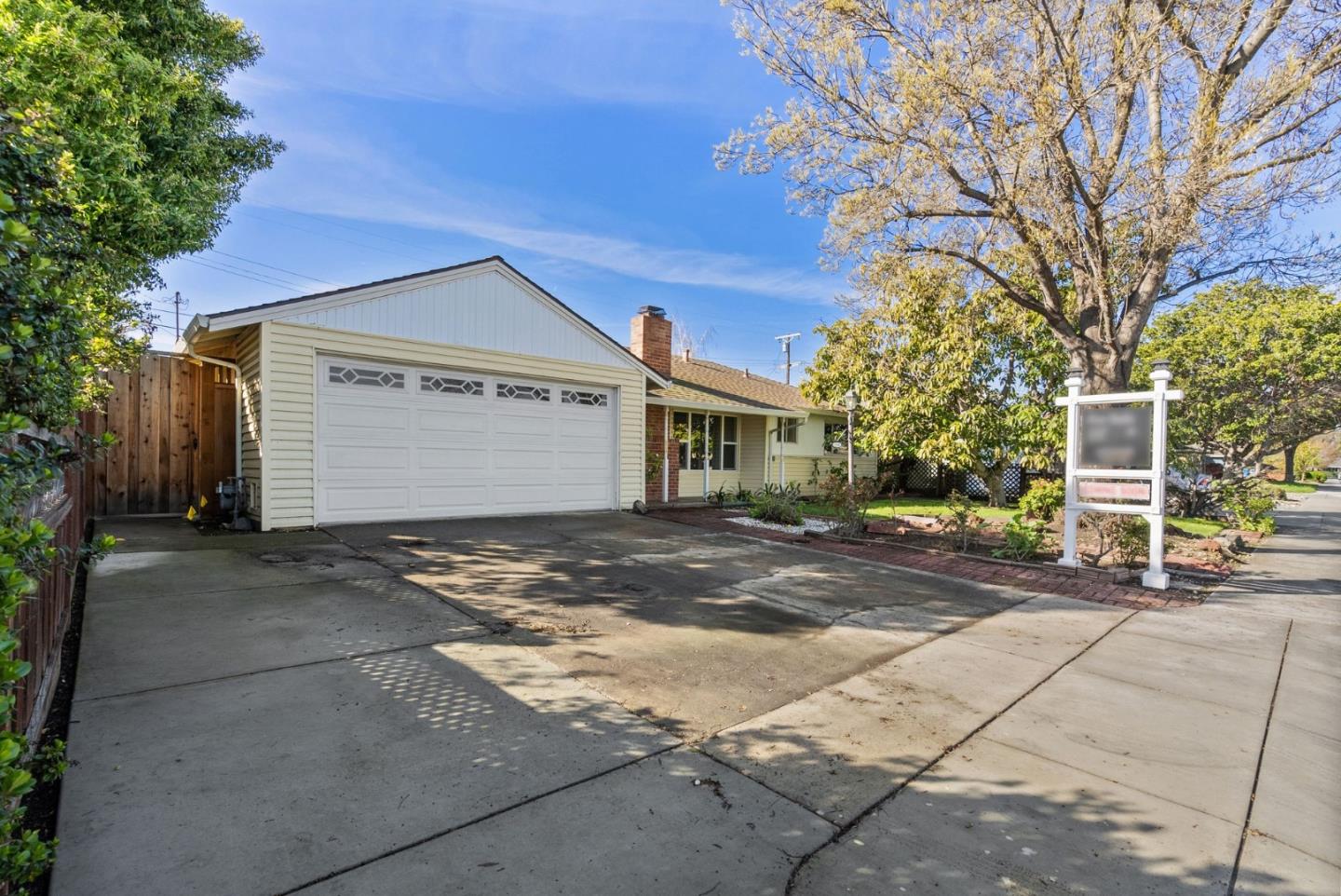 2336 Fatjo Pl, Santa Clara, CA 95050