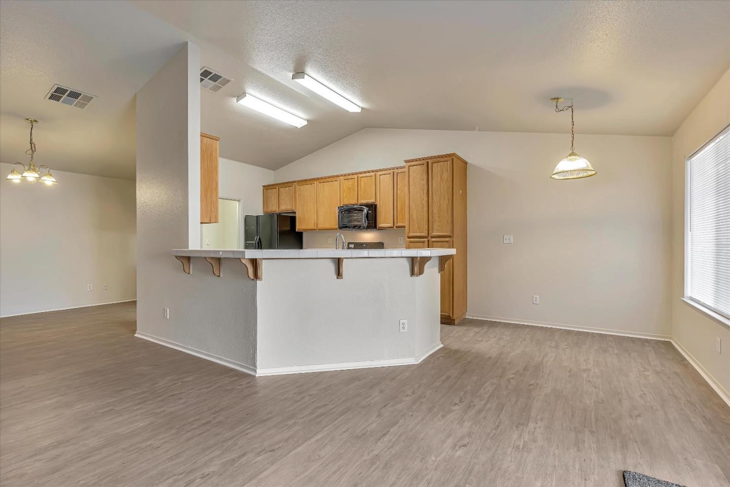 Detail Gallery Image 16 of 38 For 2052 W Solis St, Merced,  CA 95348 - 4 Beds | 2 Baths