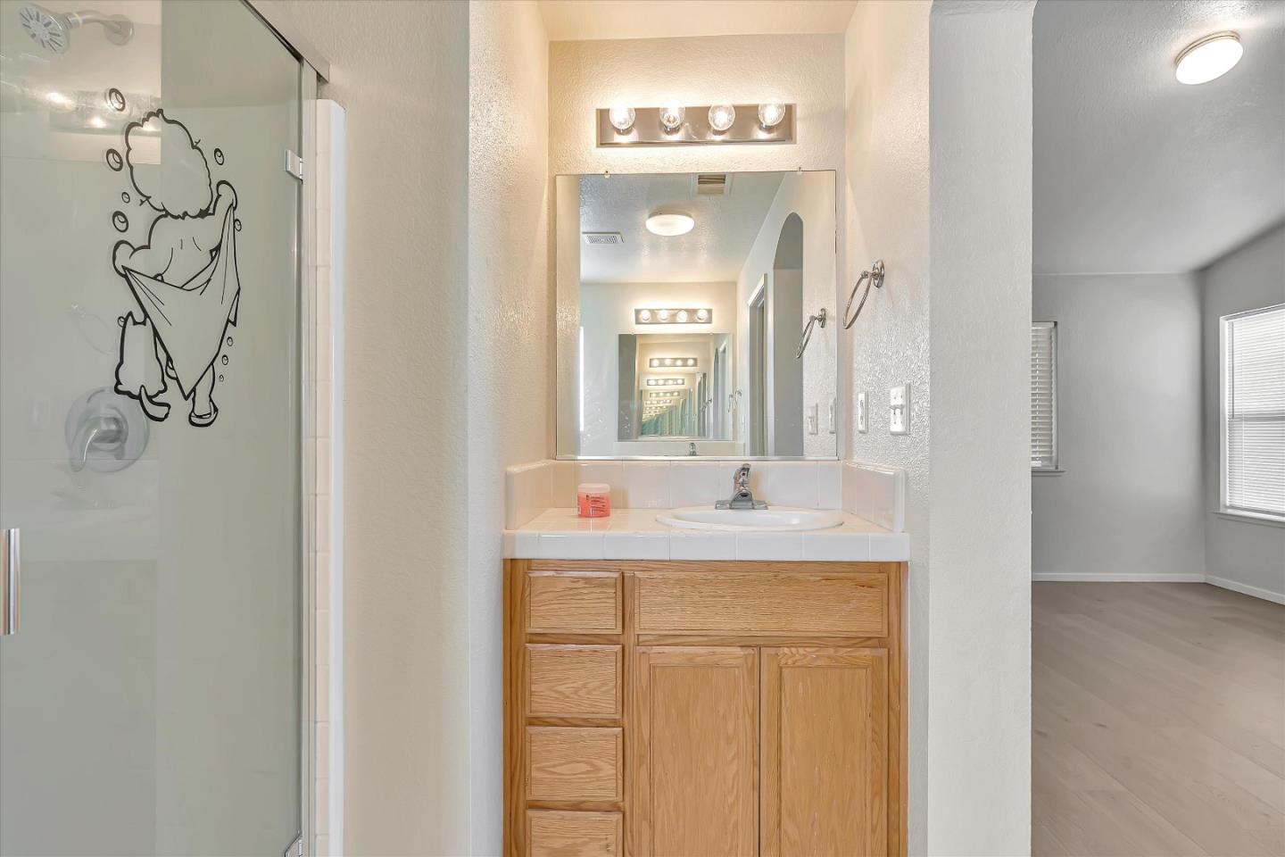 Detail Gallery Image 30 of 38 For 2052 W Solis St, Merced,  CA 95348 - 4 Beds | 2 Baths