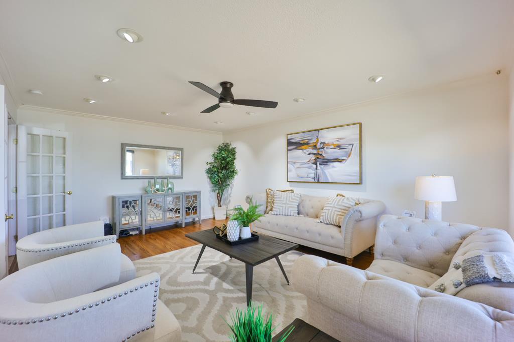 Detail Gallery Image 4 of 52 For 35015 Peco St, Union City,  CA 94587 - 4 Beds | 2 Baths