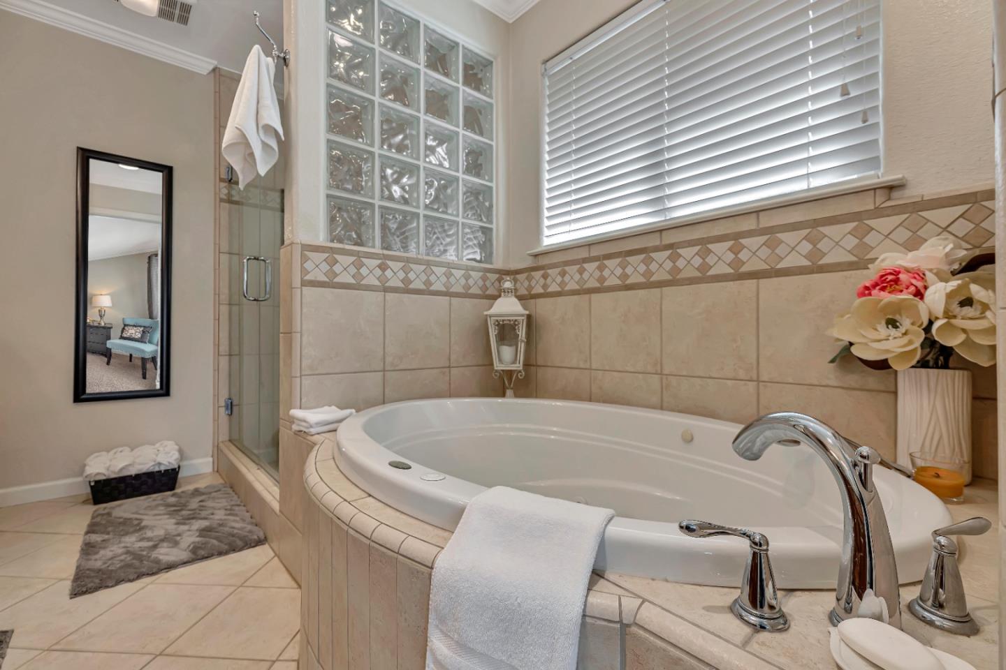 Detail Gallery Image 31 of 53 For 381 Tina Dr, Hollister,  CA 95023 - 3 Beds | 2 Baths