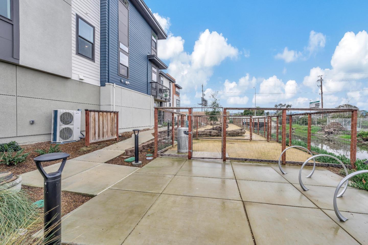 Detail Gallery Image 44 of 50 For 111 Waters Park Cir, San Mateo,  CA 94403 - 4 Beds | 3/1 Baths