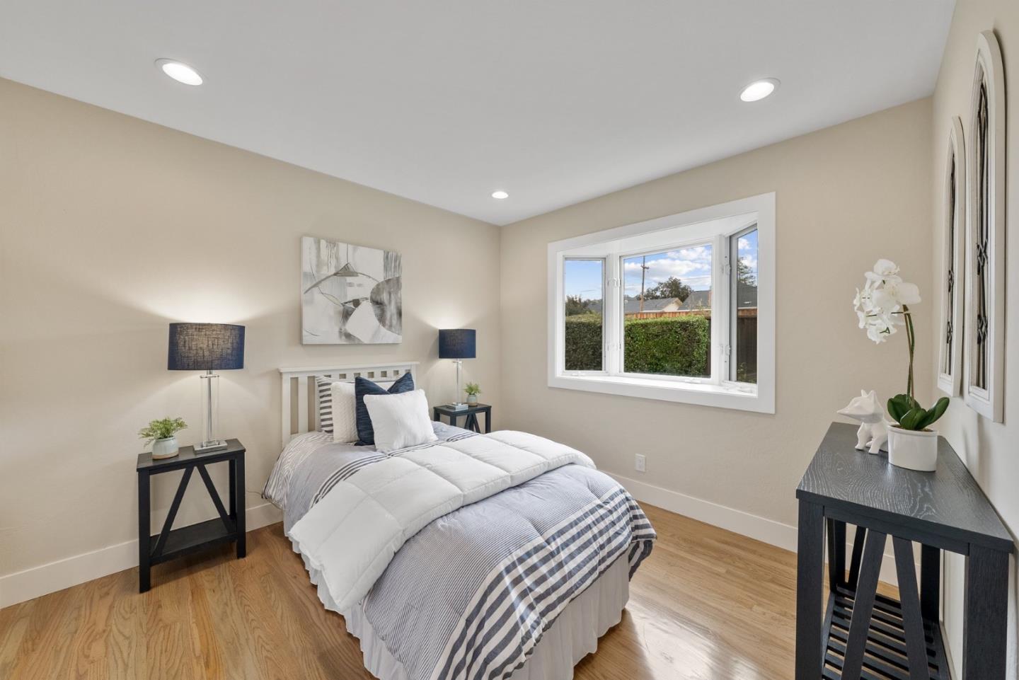 Detail Gallery Image 27 of 36 For 7802 Robindell Way, Cupertino,  CA 95014 - 4 Beds | 2 Baths