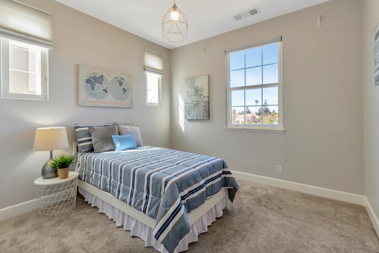 Detail Gallery Image 25 of 37 For 2288 Hendy Ln, San Jose,  CA 95124 - 3 Beds | 2/1 Baths