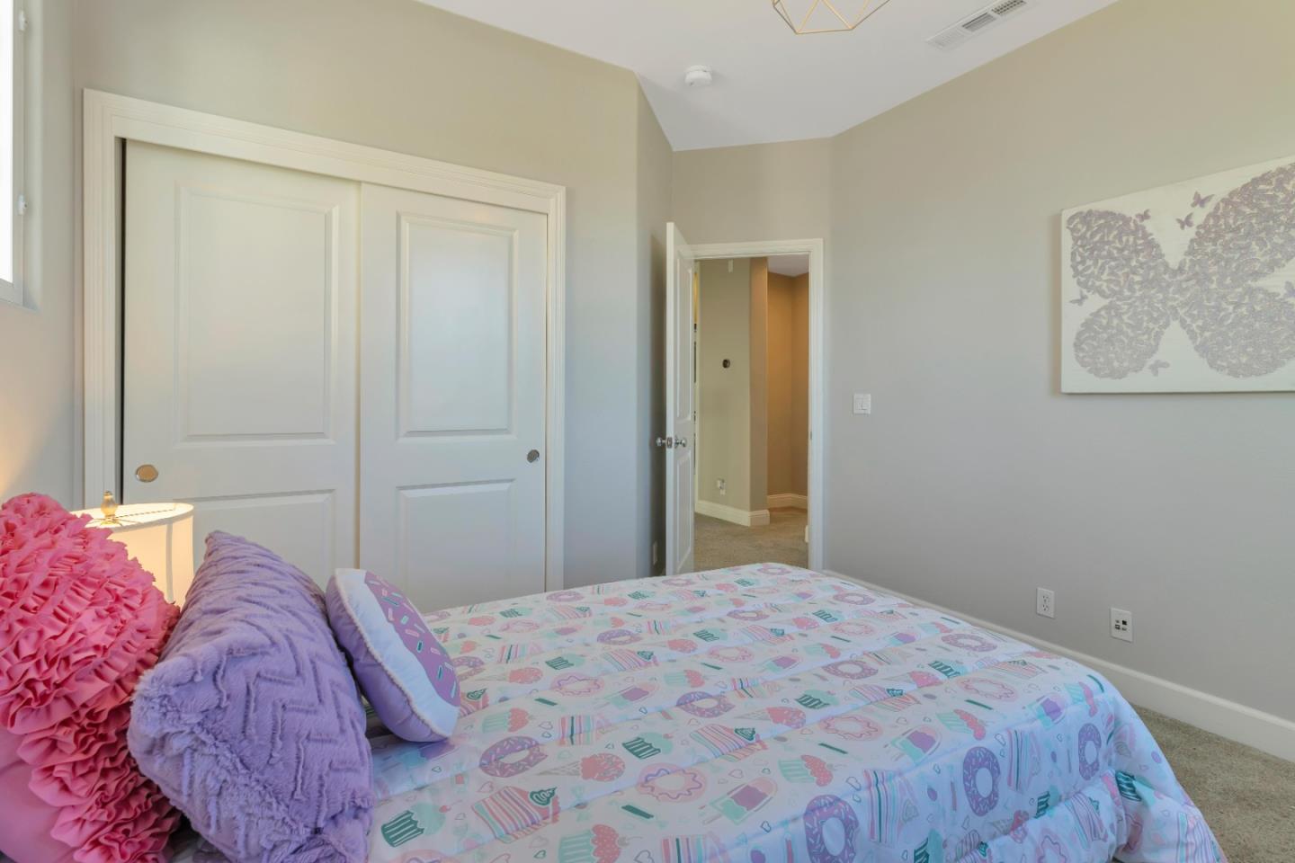 Detail Gallery Image 28 of 37 For 2288 Hendy Ln, San Jose,  CA 95124 - 3 Beds | 2/1 Baths
