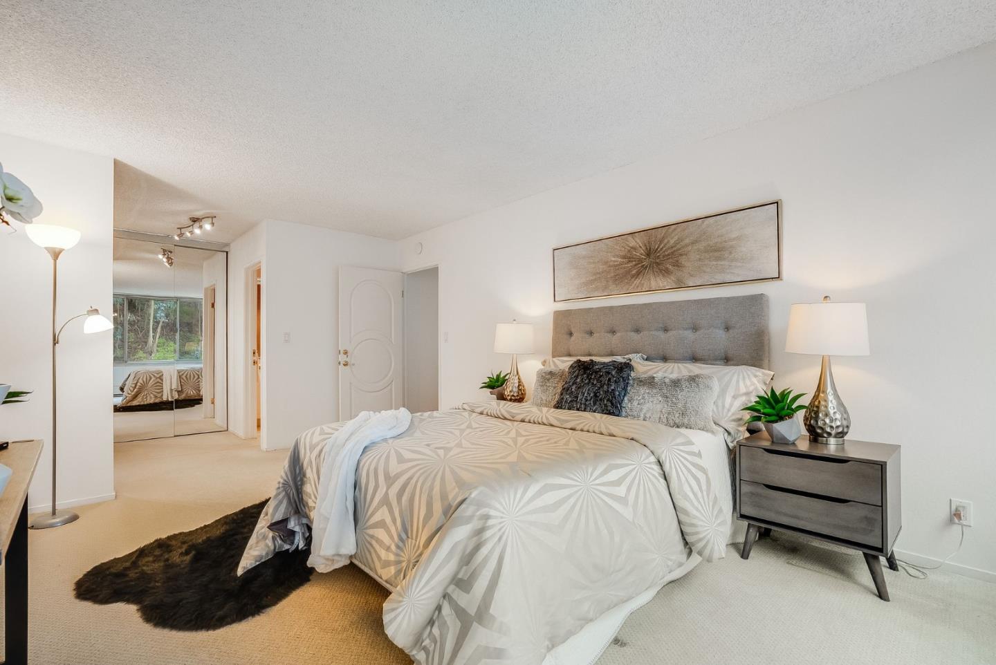 Detail Gallery Image 8 of 19 For 400 Davey Glen Rd #4705,  Belmont,  CA 94002 - 3 Beds | 2 Baths
