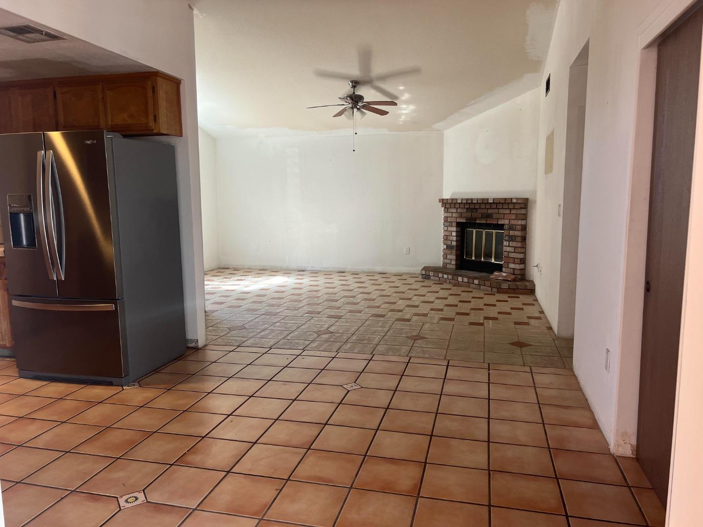 517 Thomsen Rd, Lathrop, CA 95330 photo 5