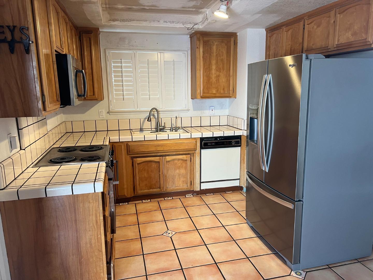 517 Thomsen Rd, Lathrop, CA 95330 photo 6
