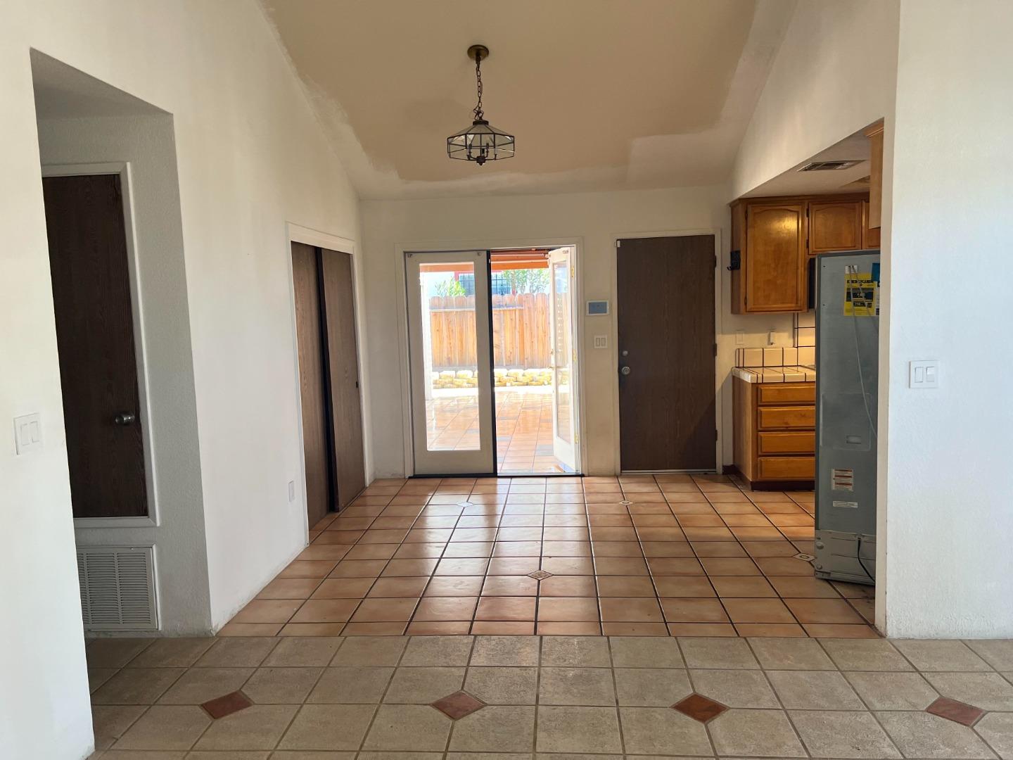 517 Thomsen Rd, Lathrop, CA 95330 photo 8