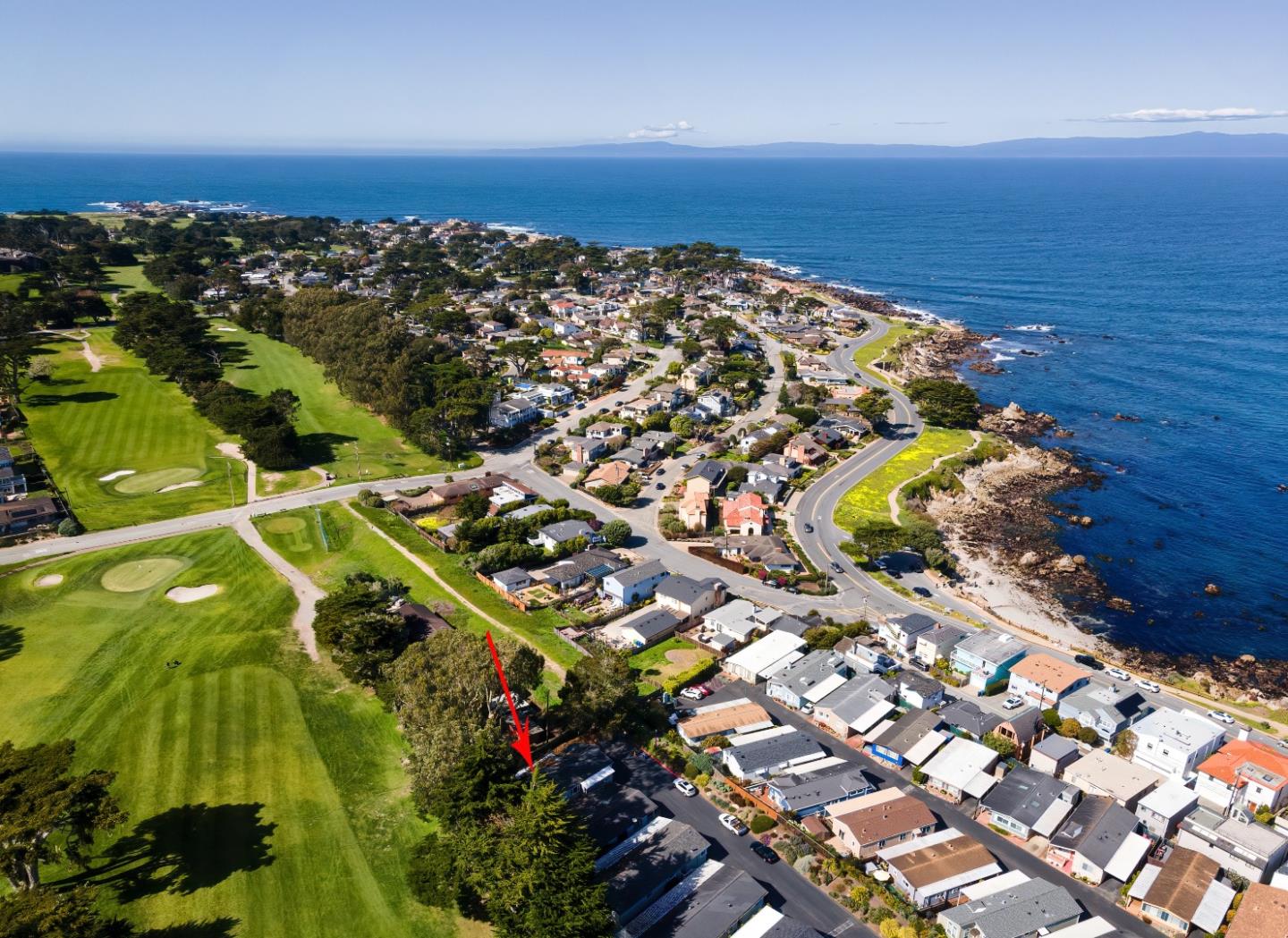 Detail Gallery Image 3 of 30 For 700 Briggs Ave #1,  Pacific Grove,  CA 93950 - 2 Beds | 2 Baths