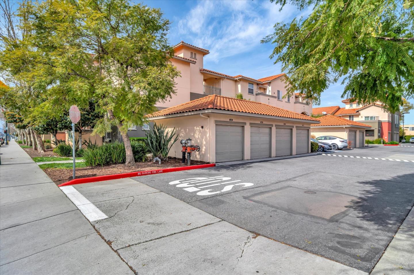 Detail Gallery Image 1 of 1 For 2177 Alum Rock Ave #116,  San Jose,  CA 95116 - 2 Beds | 2 Baths