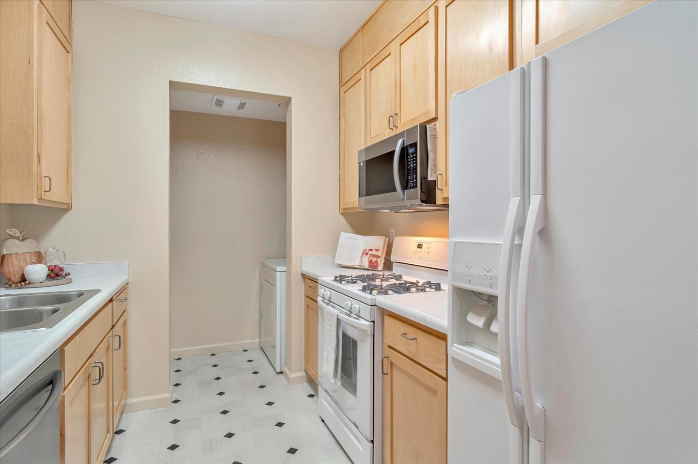 Detail Gallery Image 12 of 38 For 2177 Alum Rock Ave #116,  San Jose,  CA 95116 - 2 Beds | 2 Baths