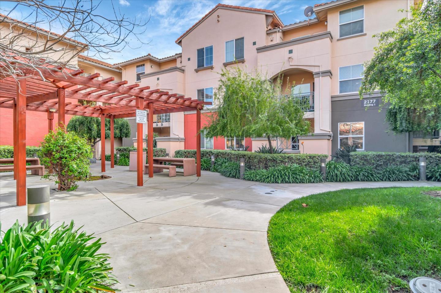 Detail Gallery Image 35 of 38 For 2177 Alum Rock Ave #116,  San Jose,  CA 95116 - 2 Beds | 2 Baths