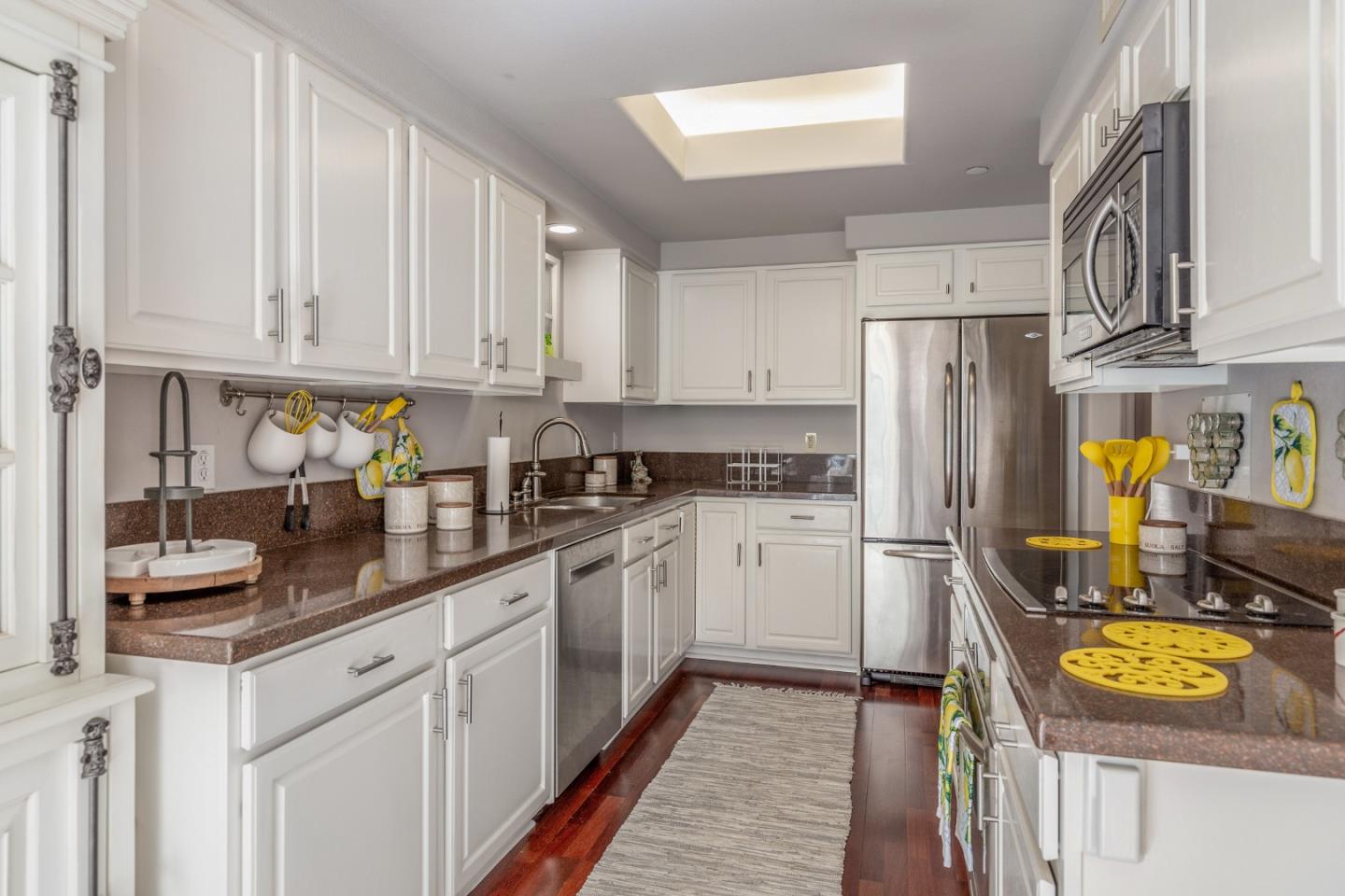 Detail Gallery Image 9 of 37 For 144 S 3rd St #159,  San Jose,  CA 95112 - 2 Beds | 2/1 Baths