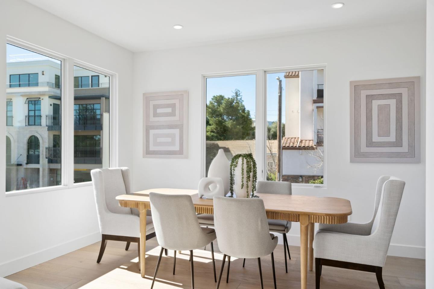 Detail Gallery Image 4 of 10 For 425 First St #21,  Los Altos,  CA 94022 - 2 Beds | 2 Baths