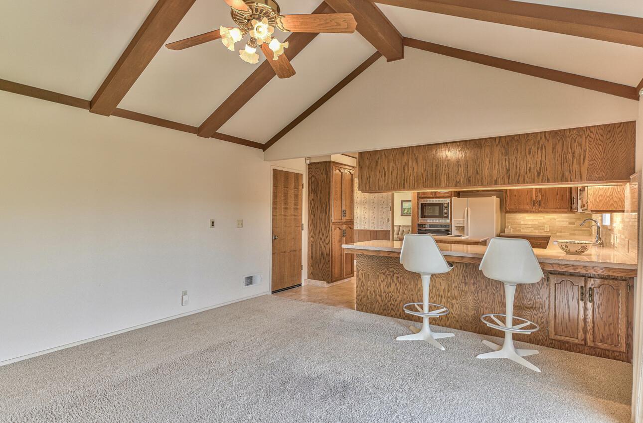 Detail Gallery Image 15 of 33 For 1034 Kentfield Dr, Salinas,  CA 93901 - 3 Beds | 2 Baths