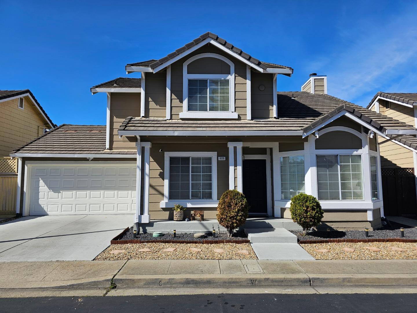Detail Gallery Image 1 of 1 For 609 Penny Ln, Hayward,  CA 94541 - 3 Beds | 2/1 Baths
