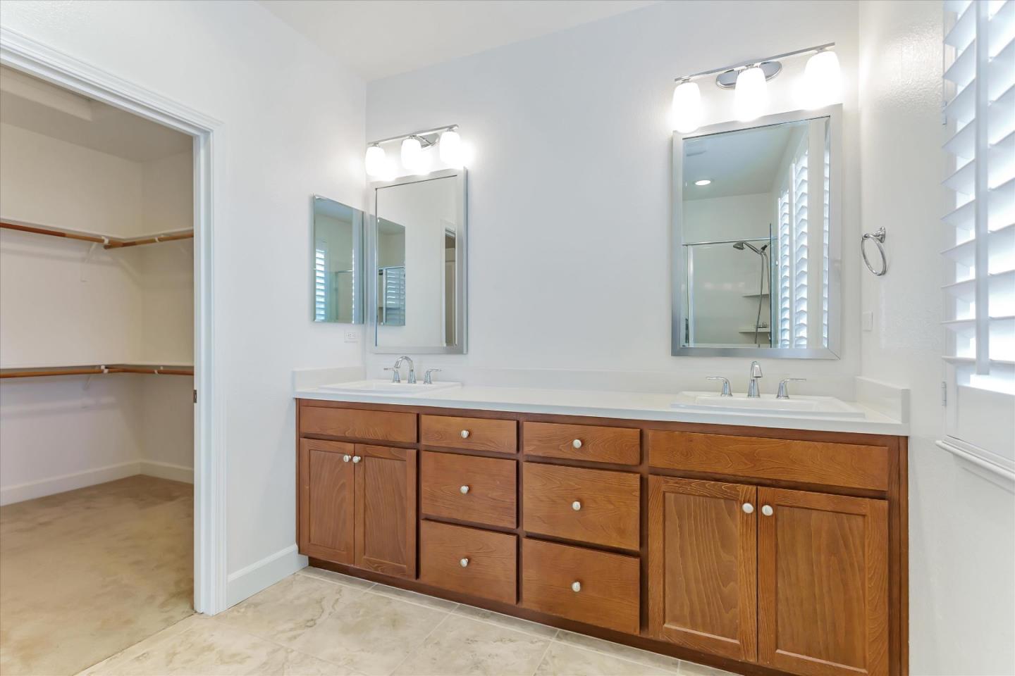 Detail Gallery Image 7 of 43 For 5013 Telegraph Blvd, Marina,  CA 93933 - 3 Beds | 2/1 Baths