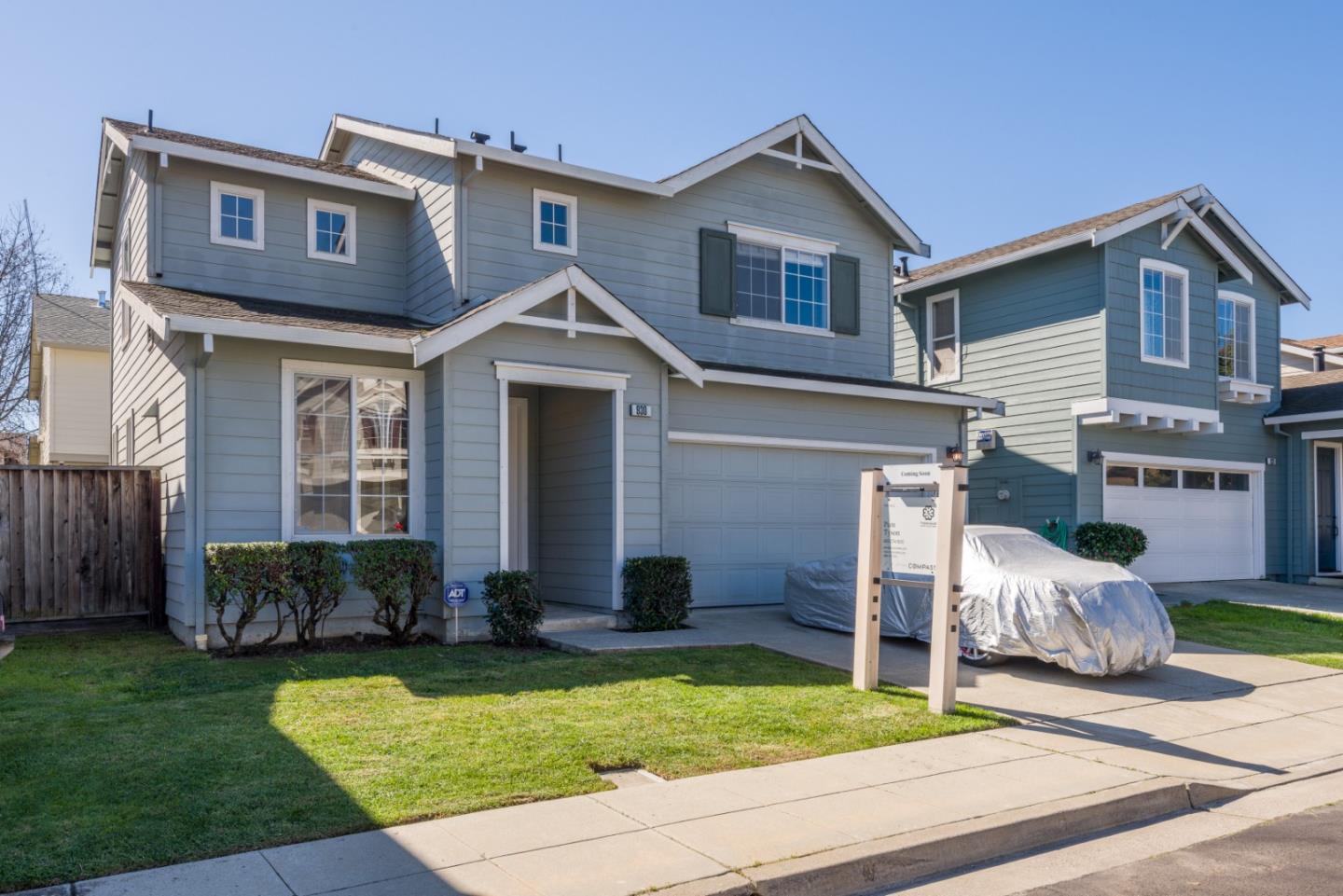 Photo of 930 Gates St in East Palo Alto, CA