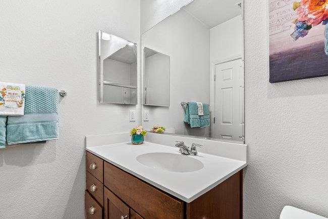 Detail Gallery Image 11 of 24 For 1220 Palermo Ct, Salinas,  CA 93905 - 3 Beds | 2 Baths